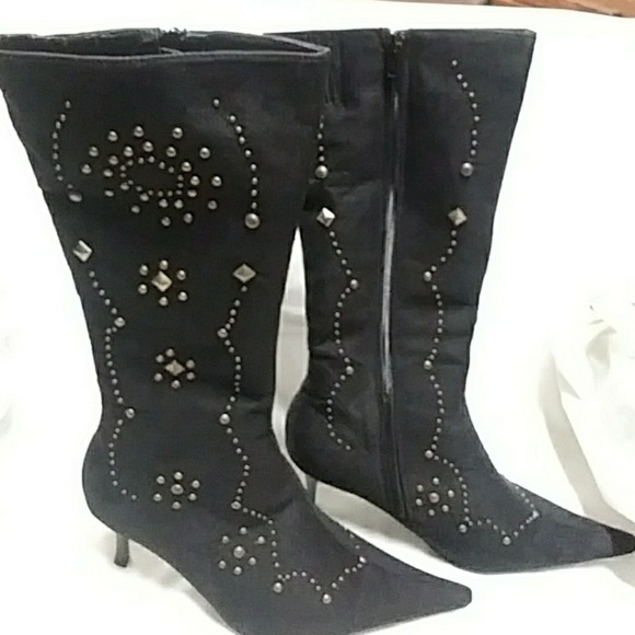 Suede Black Boots - Picture 1 of 3